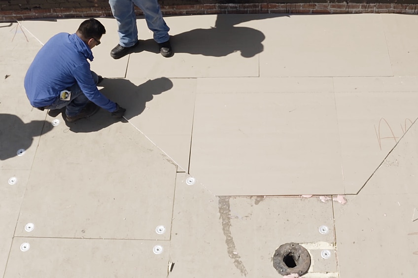 Installing a Tapered System | Roofing it Right with Dave & Wally by GAF