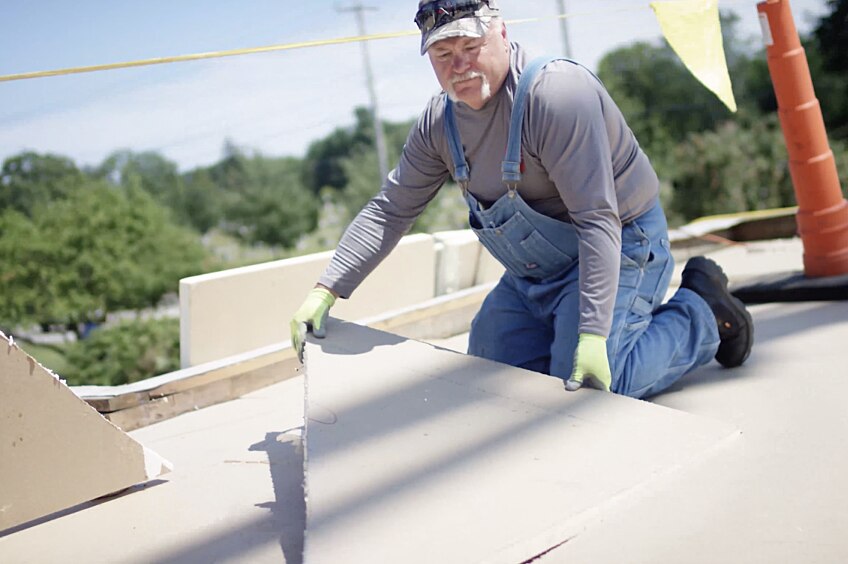 Butting Different Tapered Roof Panels Together | Roofing it Right with Dave & Wally by GAF