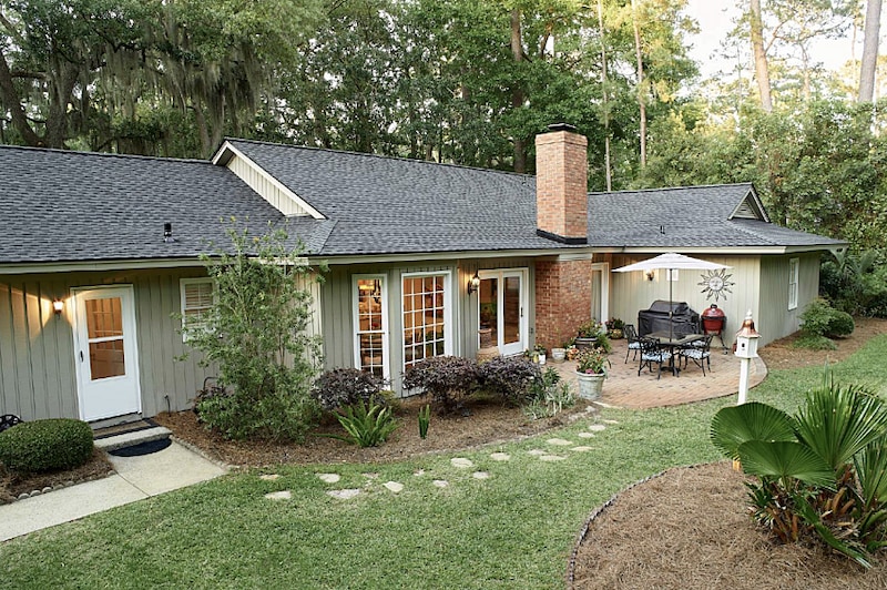 GAF Timberline® UHDZ™ Shingles installed on the roof of a family home in Savannah, GA