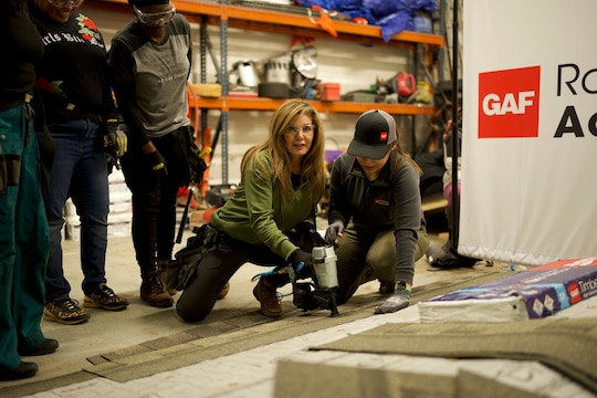 Women learning to be a roofing contractor at GAF Roofing Academy.