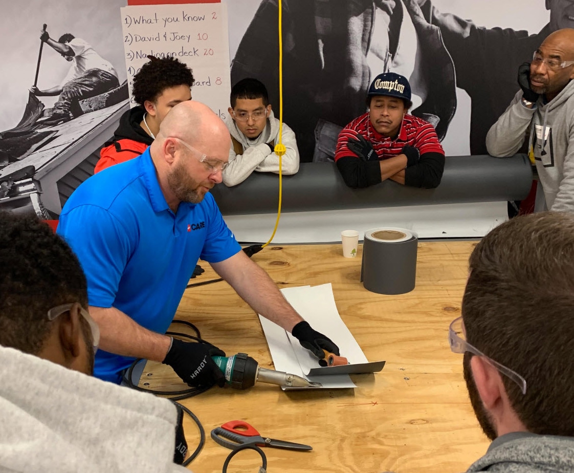 gaf roofing academy GAF Roofing Academy instructor with students