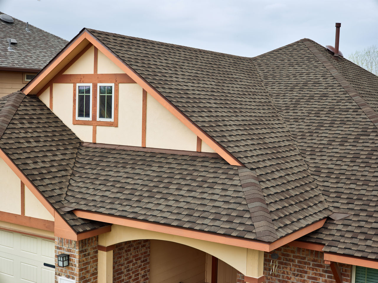 GAF Timberline UHDZ Barkwood Shingles on a Home in Austin, TX