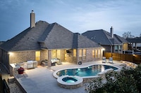 GAF UHDZ class 4 impact resistance roof and Class 4 ridge cap shingles are now available nationwide.