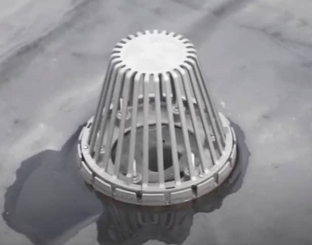 roof drain on epdm membrane Roof drain on EPDM membrane